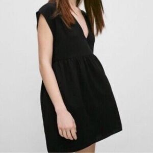 Aritzia Wilfred Talma V Neck Dress